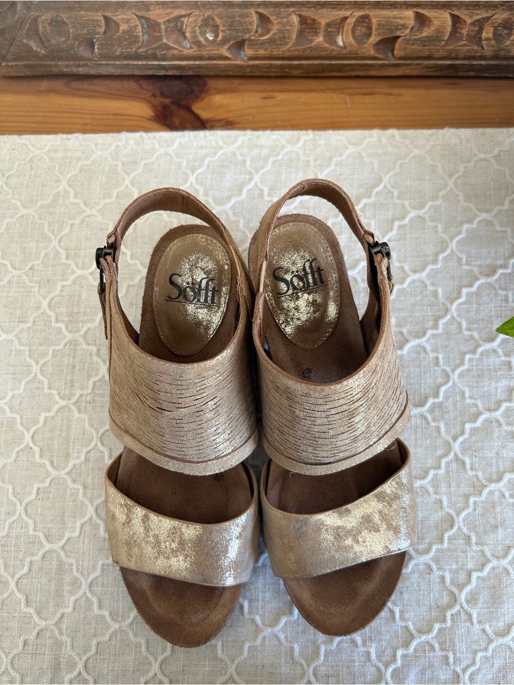 Sofft Milan,Metallic Champagne Open-Toe Block Heel Mules, size 9M, stylish comfy - Picture 4 of 13